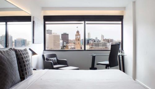 Superior Room with Two Double Beds and City View