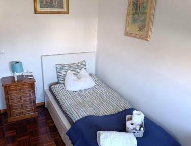 Single Room with Shared Bathroom