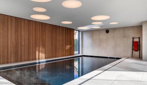 Seven-Bedroom Holiday Home