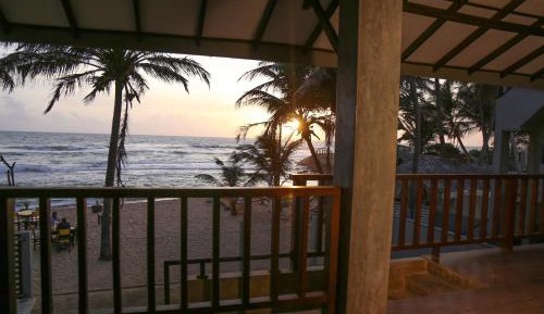 Two-Bedroom Apartment with Balcony and Sea View