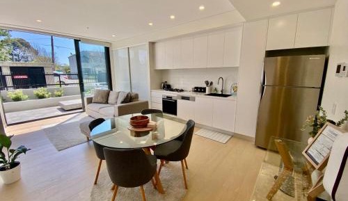 One-Bedroom Apartment
