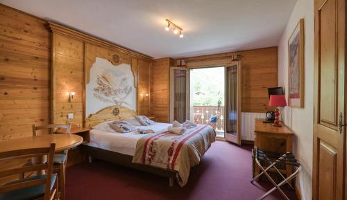 Double Room with Balcony