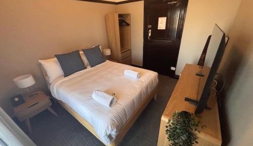 Double Room Ensuite Bathroom