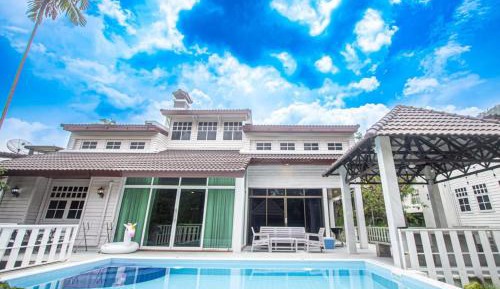 Three-Bedroom Villa