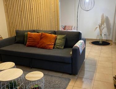 Superior One-Bedroom Apartment