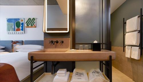 Moxy Twin Sleeper