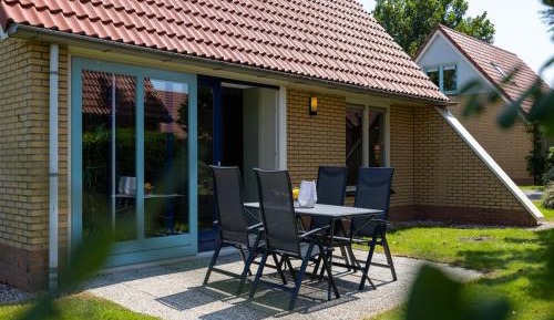 Three-Bedroom Holiday Home 