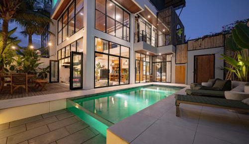 Villa with Sea View