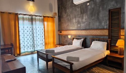 Twin Room with Mountain View