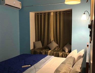 Deluxe Queen Room