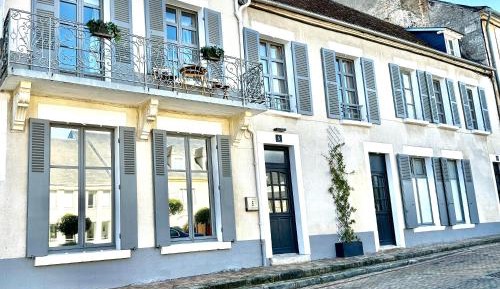 Three-Bedroom Townhouse