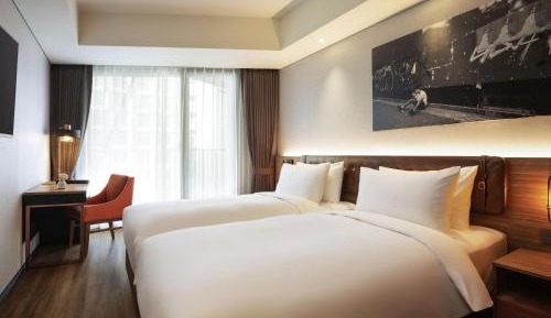 Superior Deluxe Twin Room with Balcony