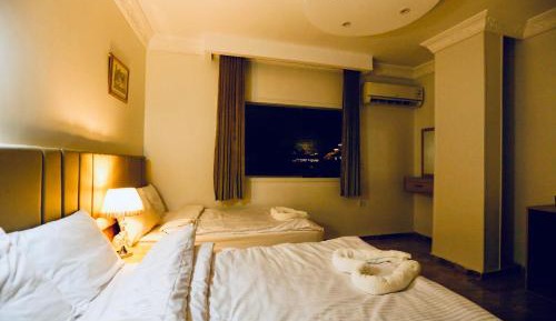 Comfort Triple Room