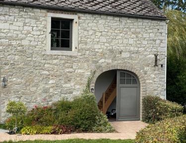 One-Bedroom Apartment with Garden View