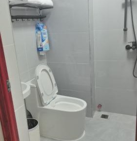 Single Room with Private Bathroom