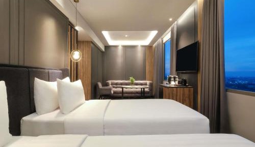 Junior Twin Suite