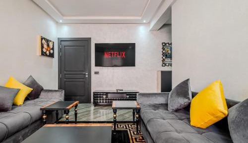 Three-Bedroom Apartment with Balcony