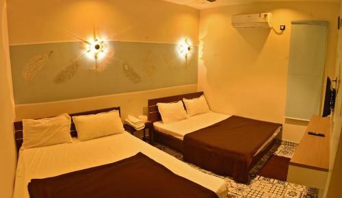 Deluxe Quadruple Room