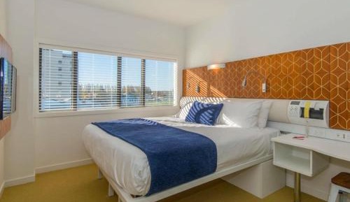 Standard King Room