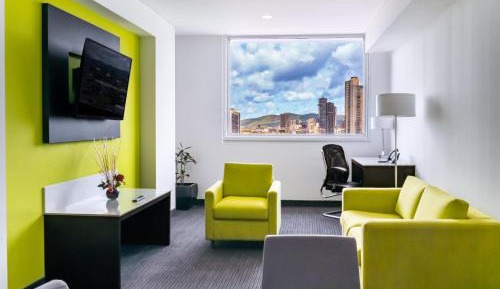 Business Suite - Non/Smoking
