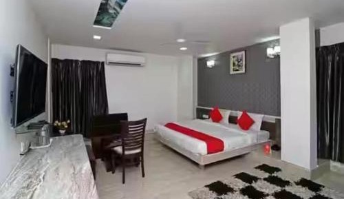 Twin Room with Balcony