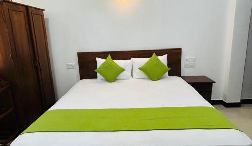 Double Room with Balcony (2 Adults + 1 Child)