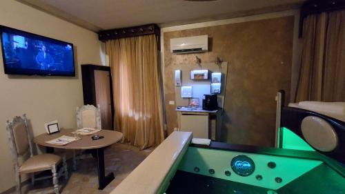 Double Room with Spa Bath