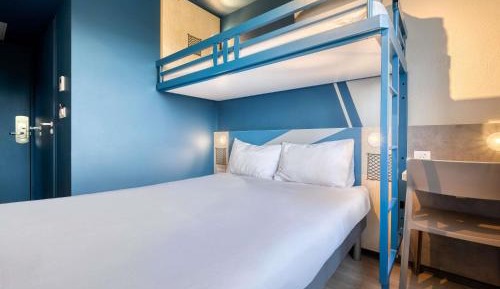 Double Room with Bunk Bed