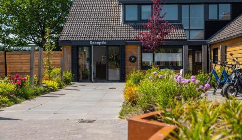 One-Bedroom Bungalow