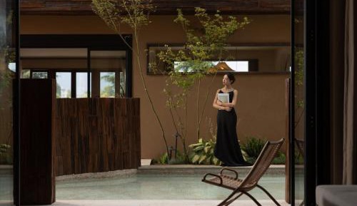 King Room with Garden View