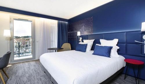 Privilege Double Room with Terrace and Sea View