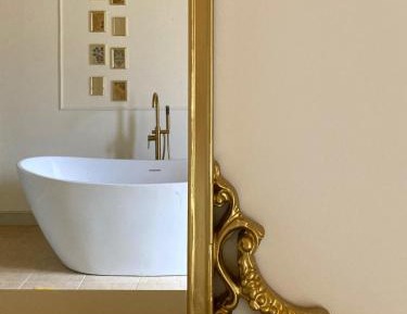 One-Bedroom Apartment with Balcony and Mountain View  