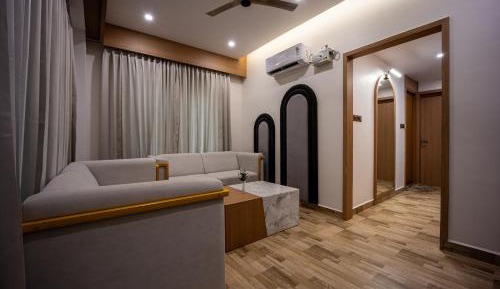 Suite with Hot Tub