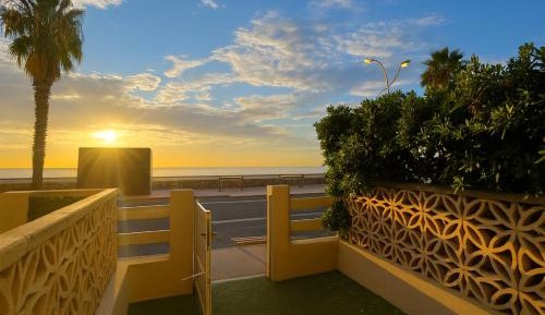 Studio with Sea View