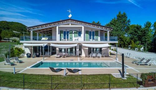 Villa with Private Pool