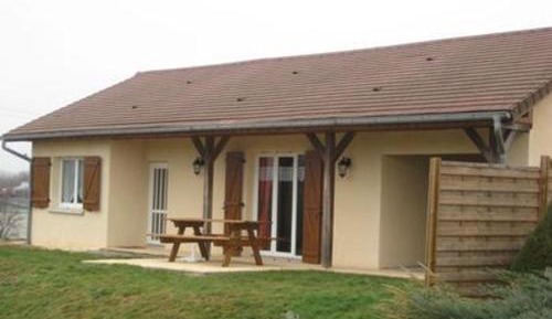 Holiday Home (4 Adults)