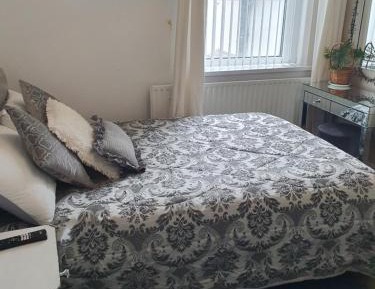 Double Room with Shared Bathroom