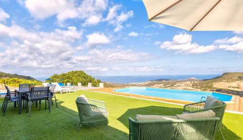 Villa with Sea View
