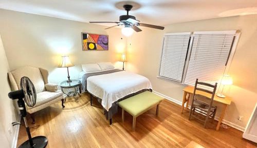 Standard Double Room with Shared Bathroom