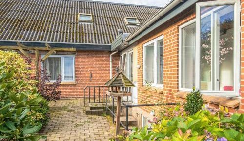 Five-Bedroom Holiday Home