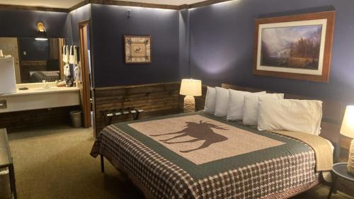 Standard King Room