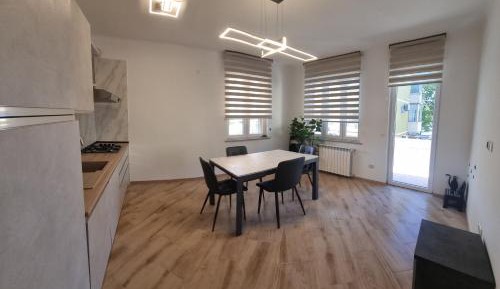 Three-Bedroom Apartment with Balcony