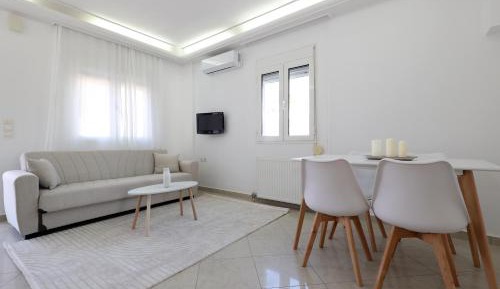 One Bedroom Apartment with Partial Sea View