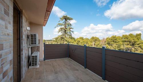 Villa with Garden View