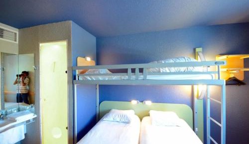 Double Room with Single Bed 