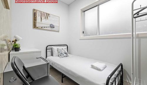 Single Room with Shared Bathroom