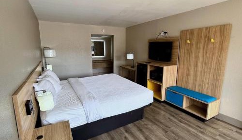 King Room - Disability Access/Non-Smoking