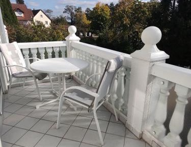 Superior One-Bedroom Apartment with Balcony