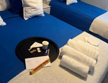 Deluxe Room (2 Adults + 1 Child)