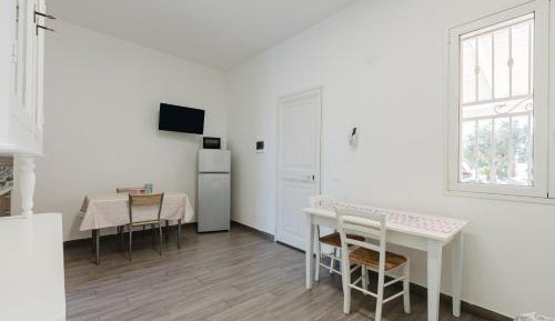 Superior One-Bedroom Apartment